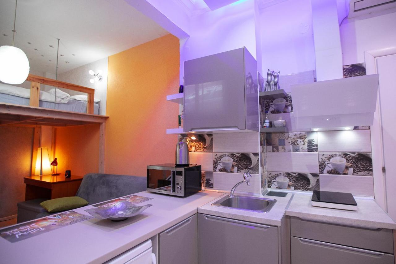 Orange And Blue Studio Downtown 5 Min From White Tower Lägenhet Thessaloníki Exteriör bild