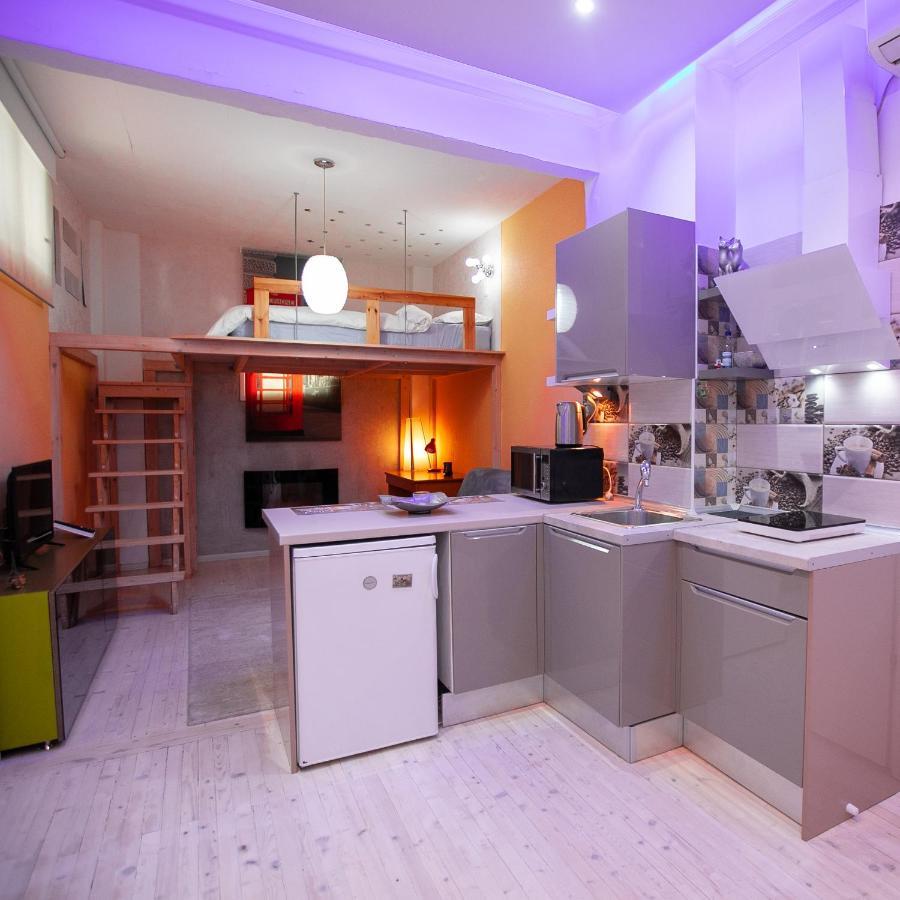 Orange And Blue Studio Downtown 5 Min From White Tower Lägenhet Thessaloníki Exteriör bild